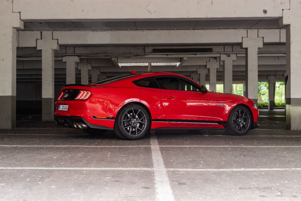 Ford Mustang Mach 1 - Seitenansicht 2