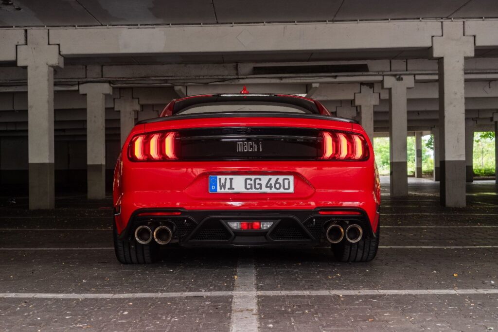 Ford Mustang Mach 1 - Rückansicht