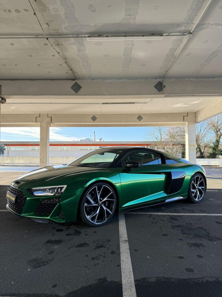 Audi R8