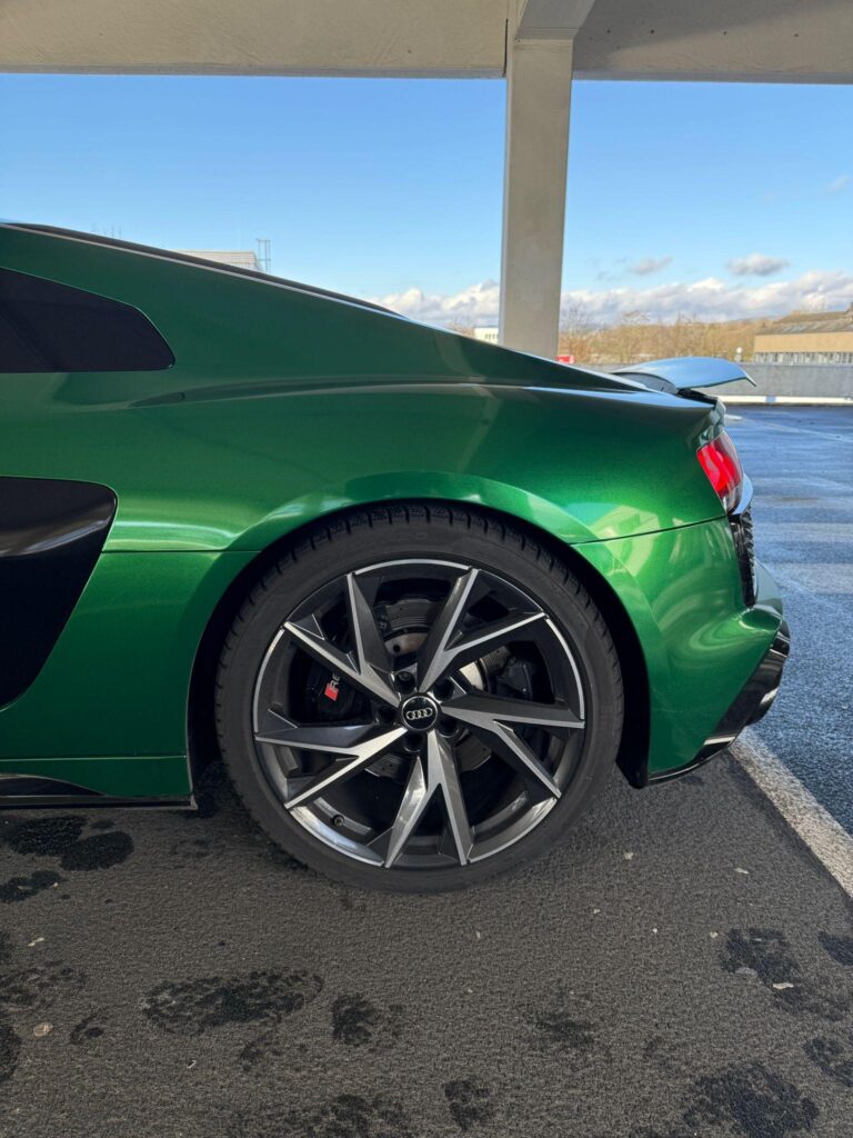 Audi R8