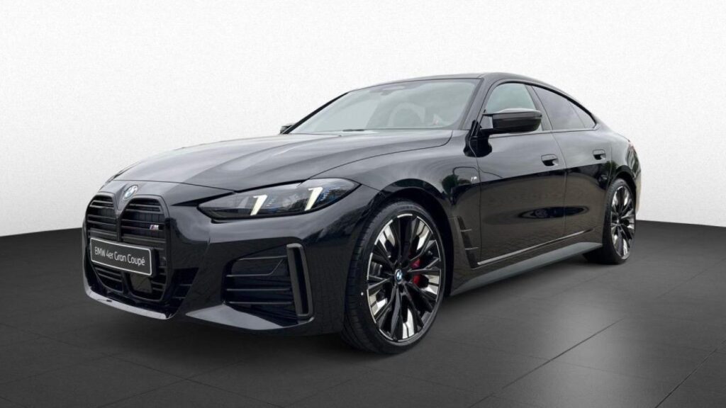 BMW M440i xDrive